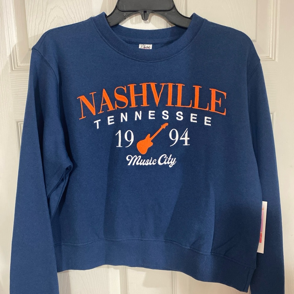 NWT Navy Blue Nashville Tennessee Music city 1994 embroidered cropped Sweatshirt